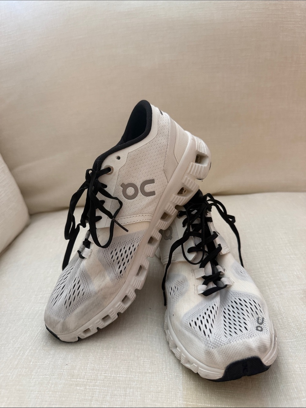 On Cloud Women’s Athletic Shoes